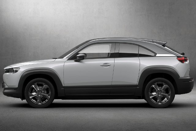 MX30の全長・車高・車幅